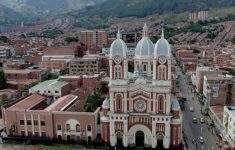 Follamiga Bello 2025: gratis con maduras, trans y casadas en Colombia