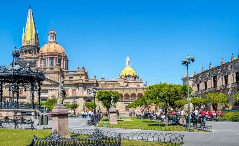 webs para ligar Guadalajara