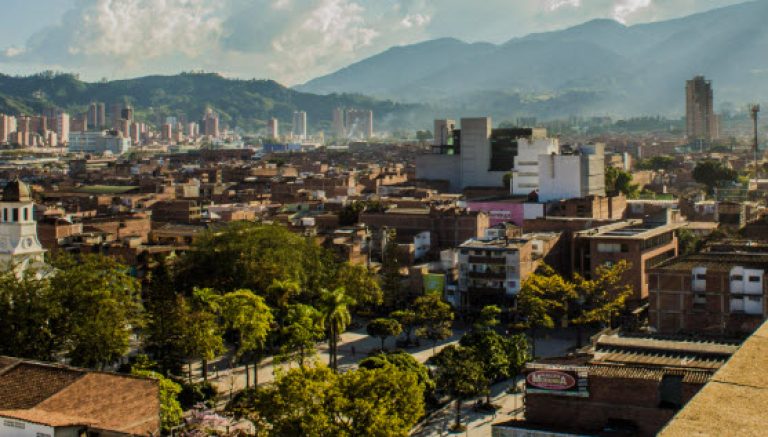 webs para ligar Itagüí