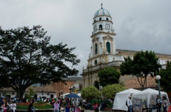 webs para ligar Chía