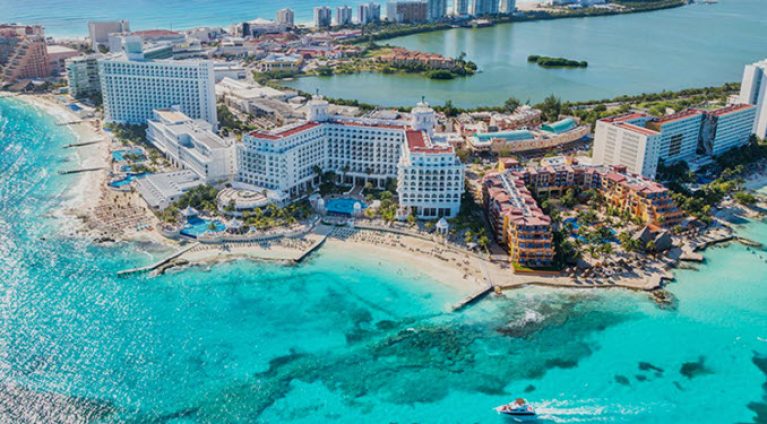 follamiga Cancún