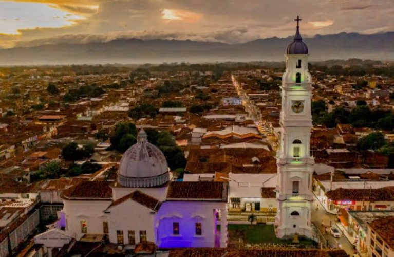 follamiga Cartago