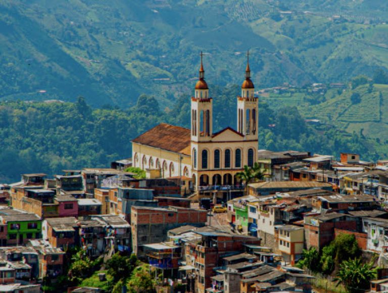 webs para ligar Manizales