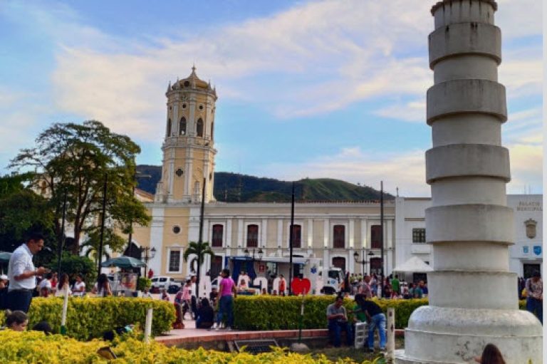 follamiga Ocaña